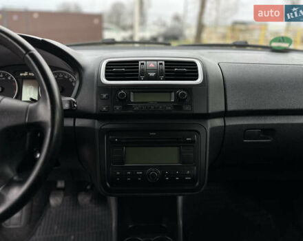 Серый Шкода Фабия, объемом двигателя 1.39 л и пробегом 224 тыс. км за 5800 $, фото 30 на Automoto.ua