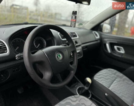 Сірий Шкода Фабія, об'ємом двигуна 1.39 л та пробігом 217 тис. км за 5700 $, фото 20 на Automoto.ua