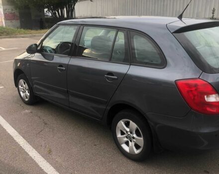 Серый Шкода Фабия, объемом двигателя 1.4 л и пробегом 255 тыс. км за 5850 $, фото 4 на Automoto.ua