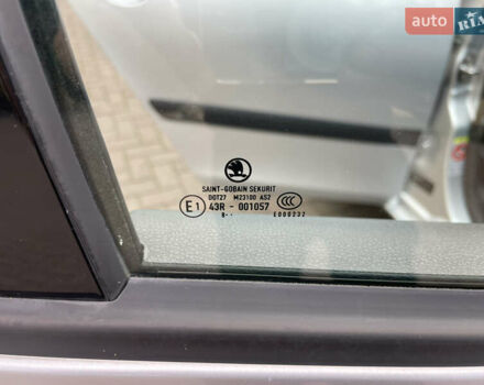 Сірий Шкода Фабія, об'ємом двигуна 1.6 л та пробігом 222 тис. км за 5888 $, фото 51 на Automoto.ua