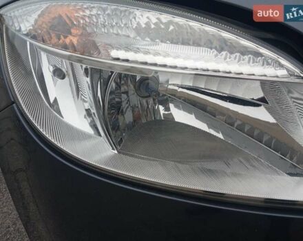 Серый Шкода Фабия, объемом двигателя 1.4 л и пробегом 174 тыс. км за 5500 $, фото 8 на Automoto.ua