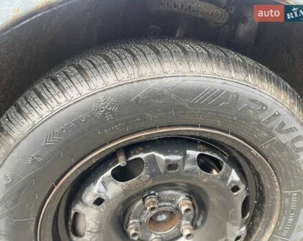 Сірий Шкода Фабія, об'ємом двигуна 1.2 л та пробігом 250 тис. км за 3500 $, фото 6 на Automoto.ua