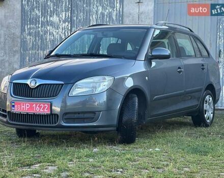 Сірий Шкода Фабія, об'ємом двигуна 1.6 л та пробігом 264 тис. км за 5350 $, фото 1 на Automoto.ua