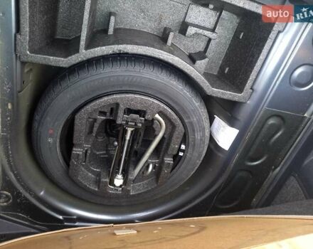 Серый Шкода Фабия, объемом двигателя 1.4 л и пробегом 239 тыс. км за 4950 $, фото 13 на Automoto.ua