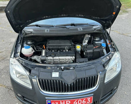 Шкода Фабия 2009 в Золотоноше на Automoto.ua Серый Шкода Фабия, объемом двигателя 1.39 л и пробегом 225 тыс. км за 6150 $, фото 28 на Automoto.ua
