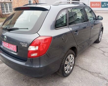 Серый Шкода Фабия, объемом двигателя 1.4 л и пробегом 174 тыс. км за 5500 $, фото 4 на Automoto.ua
