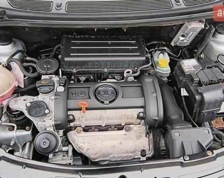 Серый Шкода Фабия, объемом двигателя 1.6 л и пробегом 189 тыс. км за 6100 $, фото 53 на Automoto.ua