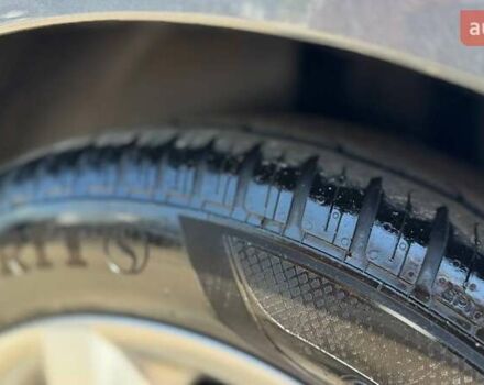 Серый Шкода Фабия, объемом двигателя 1.39 л и пробегом 224 тыс. км за 6000 $, фото 6 на Automoto.ua