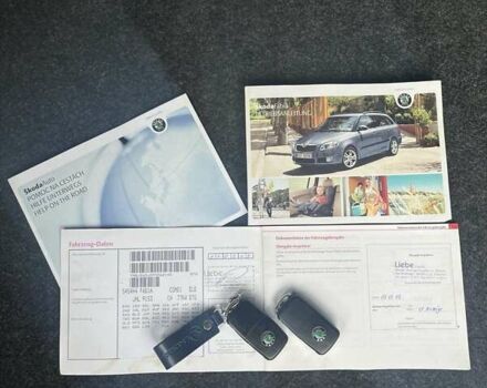 Серый Шкода Фабия, объемом двигателя 1.6 л и пробегом 187 тыс. км за 6570 $, фото 31 на Automoto.ua