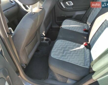 Серый Шкода Фабия, объемом двигателя 1.2 л и пробегом 175 тыс. км за 5200 $, фото 8 на Automoto.ua