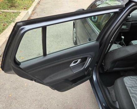 Серый Шкода Фабия, объемом двигателя 1.4 л и пробегом 174 тыс. км за 6550 $, фото 20 на Automoto.ua