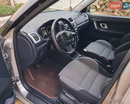 Серый Шкода Фабия, объемом двигателя 1.6 л и пробегом 188 тыс. км за 5450 $, фото 61 на Automoto.ua