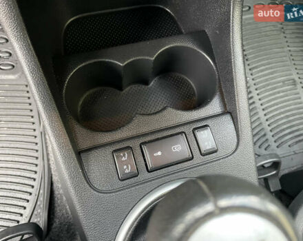 Серый Шкода Фабия, объемом двигателя 1.6 л и пробегом 223 тыс. км за 5339 $, фото 32 на Automoto.ua