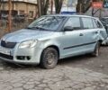 Серый Шкода Фабия, объемом двигателя 1.39 л и пробегом 200 тыс. км за 1500 $, фото 1 на Automoto.ua