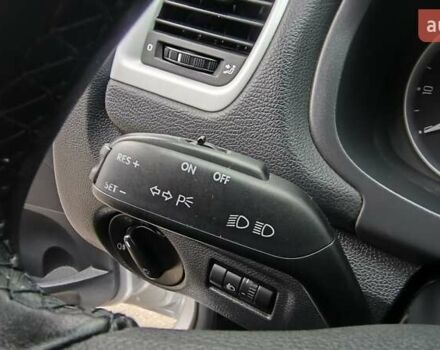 Серый Шкода Фабия, объемом двигателя 1.6 л и пробегом 189 тыс. км за 6100 $, фото 34 на Automoto.ua