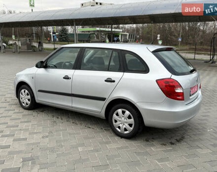 Сірий Шкода Фабія, об'ємом двигуна 1.2 л та пробігом 180 тис. км за 5300 $, фото 7 на Automoto.ua