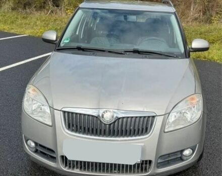 Сірий Шкода Фабія, об'ємом двигуна 1.6 л та пробігом 215 тис. км за 6999 $, фото 2 на Automoto.ua