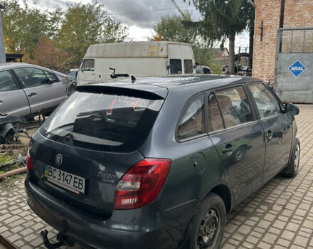 Серый Шкода Фабия, объемом двигателя 1.2 л и пробегом 383 тыс. км за 1650 $, фото 2 на Automoto.ua