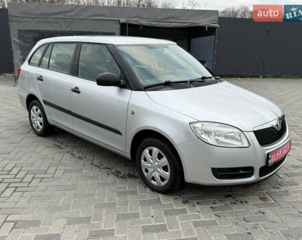 Сірий Шкода Фабія, об'ємом двигуна 1.2 л та пробігом 180 тис. км за 5300 $, фото 4 на Automoto.ua
