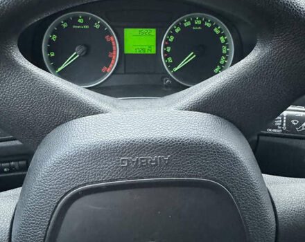 Сірий Шкода Фабія, об'ємом двигуна 1.2 л та пробігом 173 тис. км за 4500 $, фото 6 на Automoto.ua