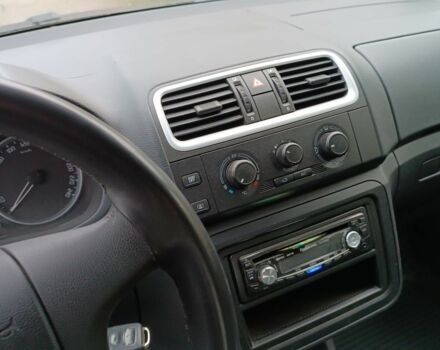 Серый Шкода Фабия, объемом двигателя 0 л и пробегом 170 тыс. км за 5331 $, фото 6 на Automoto.ua