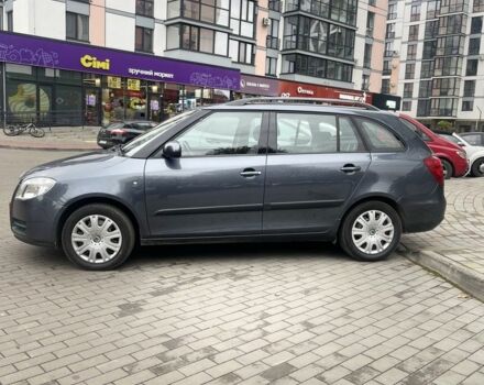 Серый Шкода Фабия, объемом двигателя 1.4 л и пробегом 219 тыс. км за 5550 $, фото 1 на Automoto.ua