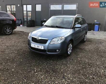 Серый Шкода Фабия, объемом двигателя 1.4 л и пробегом 215 тыс. км за 4999 $, фото 1 на Automoto.ua