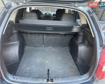 Серый Шкода Фабия, объемом двигателя 1.2 л и пробегом 205 тыс. км за 4200 $, фото 25 на Automoto.ua