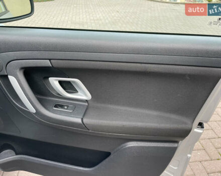 Серый Шкода Фабия, объемом двигателя 1.6 л и пробегом 223 тыс. км за 5339 $, фото 42 на Automoto.ua