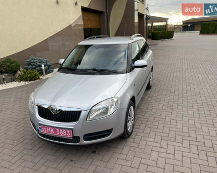 Сірий Шкода Фабія, об'ємом двигуна 1.6 л та пробігом 222 тис. км за 5888 $, фото 2 на Automoto.ua