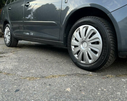 Шкода Фабия 2009 в Золотоноше на Automoto.ua Серый Шкода Фабия, объемом двигателя 1.39 л и пробегом 225 тыс. км за 6150 $, фото 26 на Automoto.ua