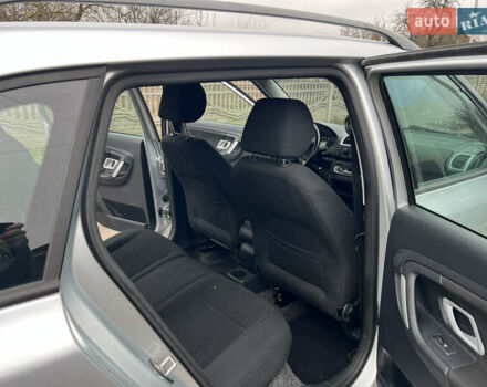 Серый Шкода Фабия, объемом двигателя 1.6 л и пробегом 239 тыс. км за 6750 $, фото 11 на Automoto.ua