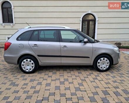 Серый Шкода Фабия, объемом двигателя 1.6 л и пробегом 188 тыс. км за 5450 $, фото 10 на Automoto.ua