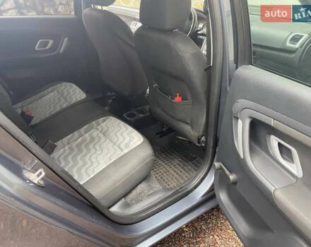 Серый Шкода Фабия, объемом двигателя 1.39 л и пробегом 302 тыс. км за 4950 $, фото 13 на Automoto.ua