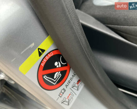 Серый Шкода Фабия, объемом двигателя 1.6 л и пробегом 223 тыс. км за 5339 $, фото 45 на Automoto.ua