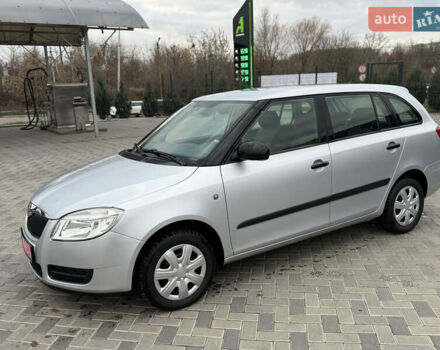 Сірий Шкода Фабія, об'ємом двигуна 1.2 л та пробігом 180 тис. км за 5300 $, фото 5 на Automoto.ua