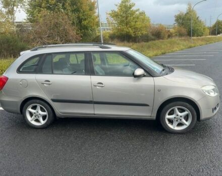 Сірий Шкода Фабія, об'ємом двигуна 1.6 л та пробігом 215 тис. км за 6999 $, фото 1 на Automoto.ua