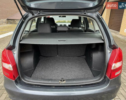 Серый Шкода Фабия, объемом двигателя 1.39 л и пробегом 240 тыс. км за 5400 $, фото 15 на Automoto.ua