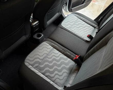 Серый Шкода Фабия, объемом двигателя 1.2 л и пробегом 115 тыс. км за 5300 $, фото 12 на Automoto.ua