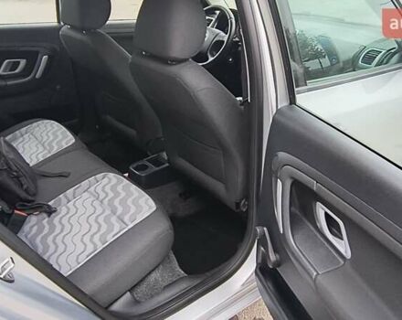 Серый Шкода Фабия, объемом двигателя 1.6 л и пробегом 189 тыс. км за 6100 $, фото 46 на Automoto.ua