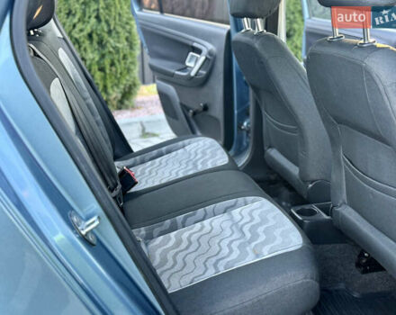 Сірий Шкода Фабія, об'ємом двигуна 1.4 л та пробігом 263 тис. км за 4750 $, фото 31 на Automoto.ua