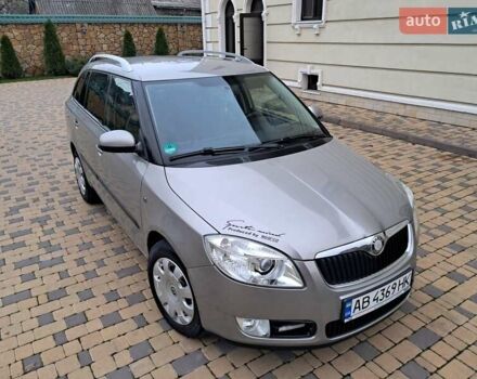 Серый Шкода Фабия, объемом двигателя 1.6 л и пробегом 188 тыс. км за 5450 $, фото 4 на Automoto.ua