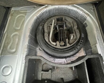 Серый Шкода Фабия, объемом двигателя 1.4 л и пробегом 194 тыс. км за 4400 $, фото 15 на Automoto.ua