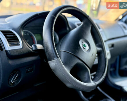 Сірий Шкода Фабія, об'ємом двигуна 1.4 л та пробігом 263 тис. км за 4750 $, фото 25 на Automoto.ua