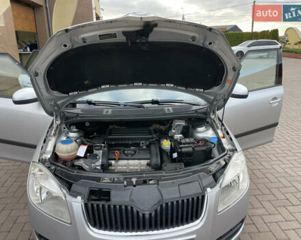 Серый Шкода Фабия, объемом двигателя 1.6 л и пробегом 223 тыс. км за 5339 $, фото 52 на Automoto.ua