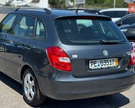 Серый Шкода Фабия, объемом двигателя 1.39 л и пробегом 224 тыс. км за 6000 $, фото 3 на Automoto.ua