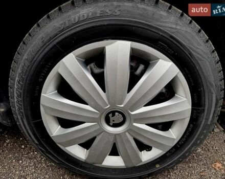 Серый Шкода Фабия, объемом двигателя 1.39 л и пробегом 150 тыс. км за 5300 $, фото 27 на Automoto.ua