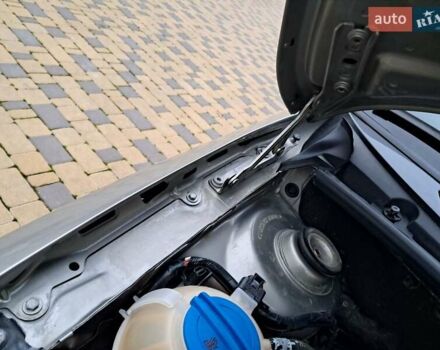 Серый Шкода Фабия, объемом двигателя 1.6 л и пробегом 188 тыс. км за 5450 $, фото 79 на Automoto.ua