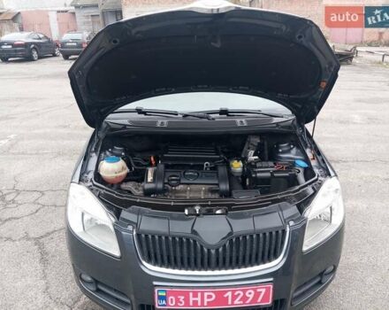 Серый Шкода Фабия, объемом двигателя 1.4 л и пробегом 174 тыс. км за 5500 $, фото 9 на Automoto.ua