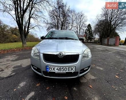 Серый Шкода Фабия, объемом двигателя 1.39 л и пробегом 150 тыс. км за 5300 $, фото 7 на Automoto.ua